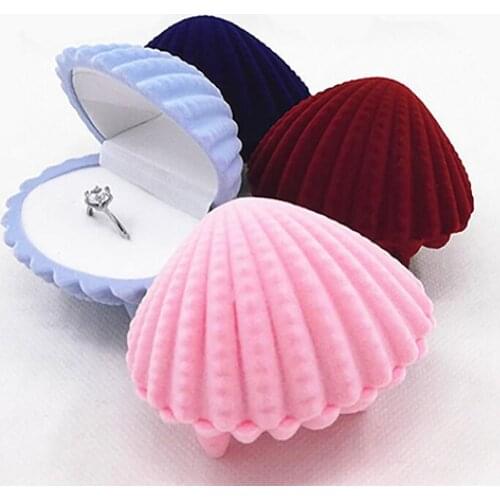 50%HOT Lovely Shell Shape Display Box Necklace Ring Earrings Jewelry Storage Case Gift Box
