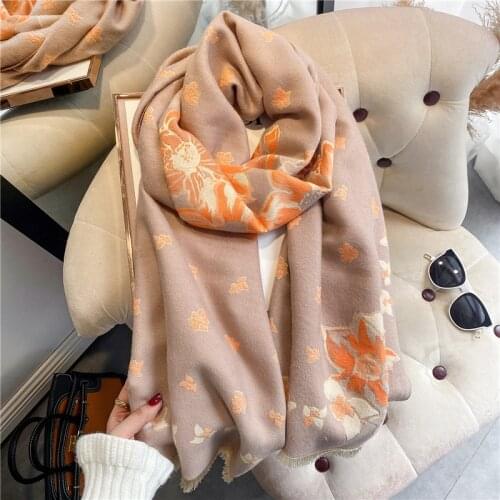 Women Floral Scarf Winter Warm Cashmere Hijab Print Female Thick Blanket with Tassel Lady Fashion Shawl Wrap Echarpe 2021 New