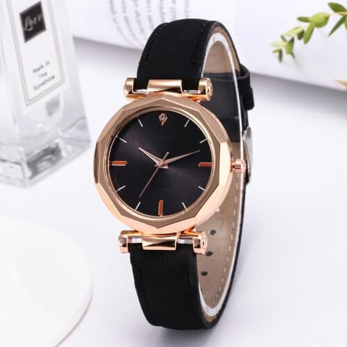 Hot Fast Fashion Women Leather Casual Watch Luxury Analog Quartz Crystal Wristwatch Quartz Wrist Watches Women Valentine Giift