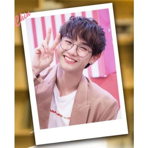 No Repetition 2021 INTO1 Gao Qinchen Nine Polaroid Lomo Card Photo Album Printed Photo Postcard Chinese Star Around Gift