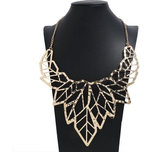 LZHLQ Hollow Out Leaves Maxi Necklace Women Bohemian Necklace Collar Punk Large Fashion Jewelry Statement Choker Ethnic Colar