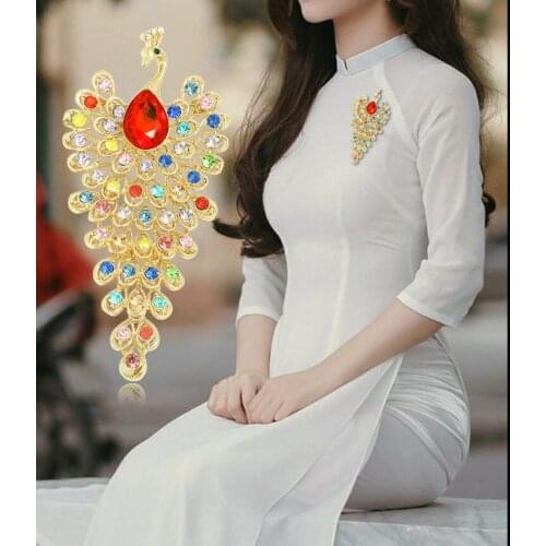 High-end large rhinestone peacock bird brooch ladies anti-glare corsage brooch animal wedding party office brooch brooch gift