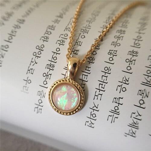 New Trend Gold color Small Light Pink Stone Pendant Collar Necklace For Women Girl Party Lovely Jewelry Accessory High Quality