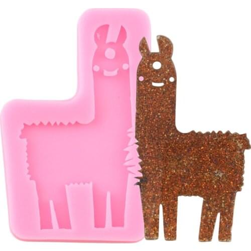 Super Glossy Sheep Shape Keychains Silicone Mold Pendant Polymer Clay Molds Necklace Charms Making Jewelry Moulds