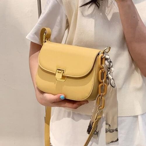 Design Popular Handbags 2021 New Fashion Messenger Bag Hot Shoulder Bag Square Bag Underarm Bag Dual-use Bag Width: 20cm