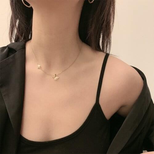 2021 New Trendy Cute Small Animal Butterfly Pendant Necklace Women Butterfly Choker Collar Chain Necklace Gifts