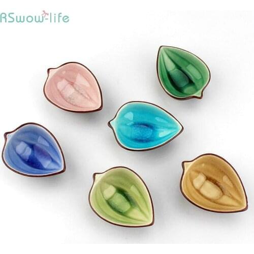 2Pcs 3.5 inches Colorful Creative Side Plate Ceramic Candy Dishs Trinket Mini Snacks Cheese Sushi Plates Leaf Pure Colors