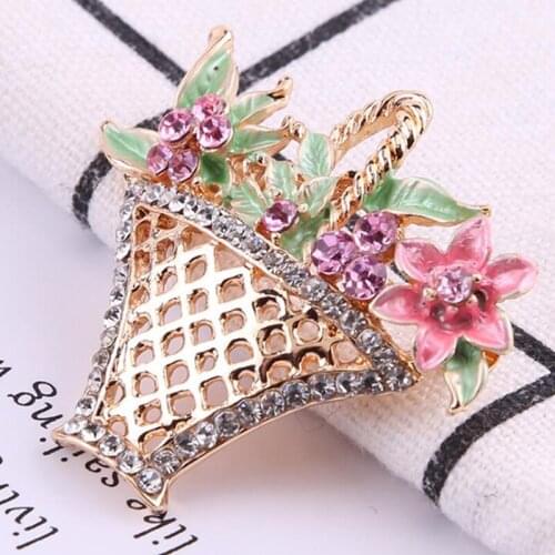 Flower Basket Hollow Diamond Brooch Female Color Alloy Diamond Color Plating Pearl Dress Wear Pin
