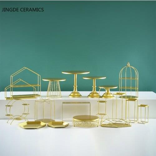 European Golden Metal Afternoon Tea Cake Stand Display Stand Birthday Cake Tray Supermarket Dessert Rack Desktop Wedding Decor