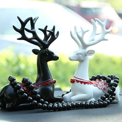 Car Home Decoration Decoration Home Decoration Christmas Gift High Quality Car Resin Deer Statue Small Decoration Creative Cute