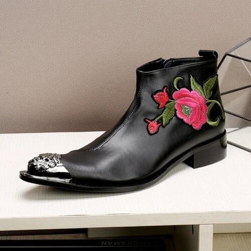 Western Cowboy Mens Boots Pointed Toe Peronality Embroidery Leather Ankle Boots Man Motorcycle Fashion Botas Hombre