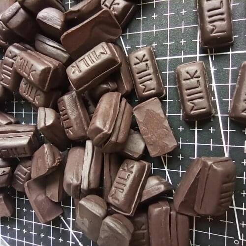 1pcs/lot resin flat back brown milk chocolate 19mm Cabochons Hair Bow Center Card Frame Making Craft DIY