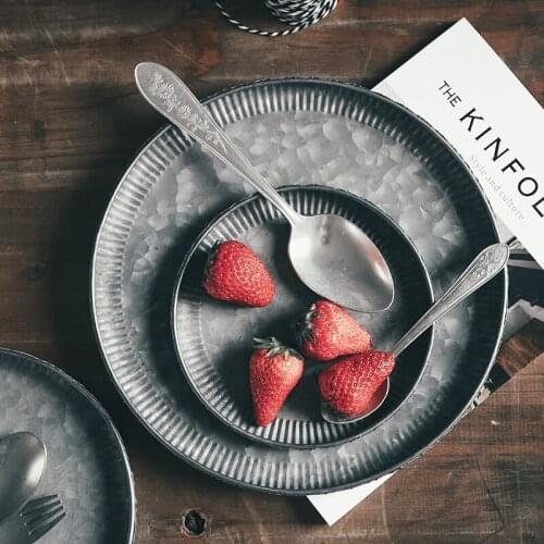 Nordic Distressed Storage Tray Vintage Iron Craft Metal Round Tray Food Fruit Snack Cutlery Tray Home Kitchen Decorative Tray