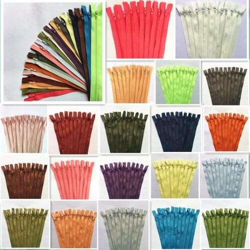 50pcs 12-24 Inch Nylon Coil Zippers Bulk for Sewing Crafts (Assorted Colors) Multi-size