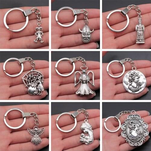Vintage Party Gift Key Chain Keyring Gift Angel Queen Clown Human Wizard Keychain Antique Silver Color