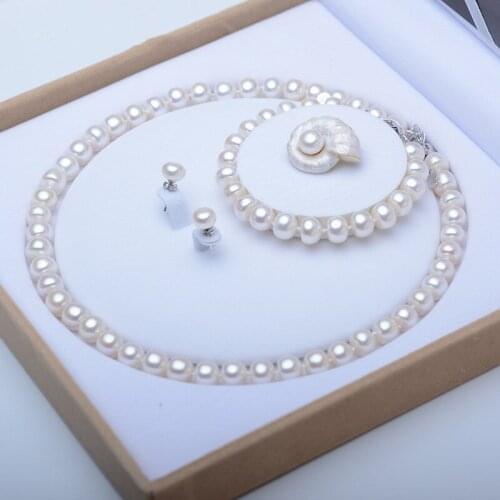Freshwater pearl necklace set, almost flawless pearls, light luxury jewelry, mothers day gift box for mother and elders SP64