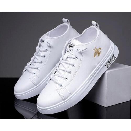 Hot style mens shoes summer 2020 new little bee leisure white board shoe station embroidery