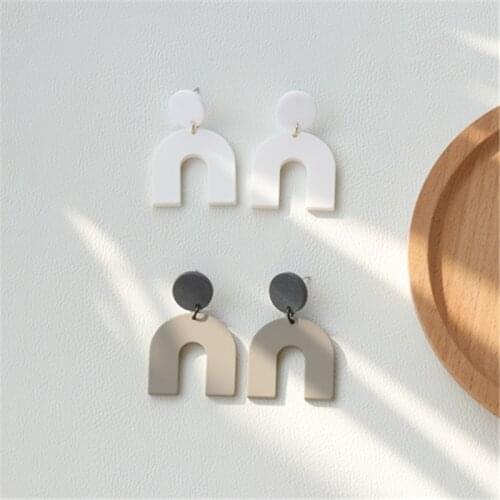 AOMU Korea New White Acrylic Solid Color Geometric Arched Handmade Long Drop Earrings for Women Simple Fashion Jewelry Gifts