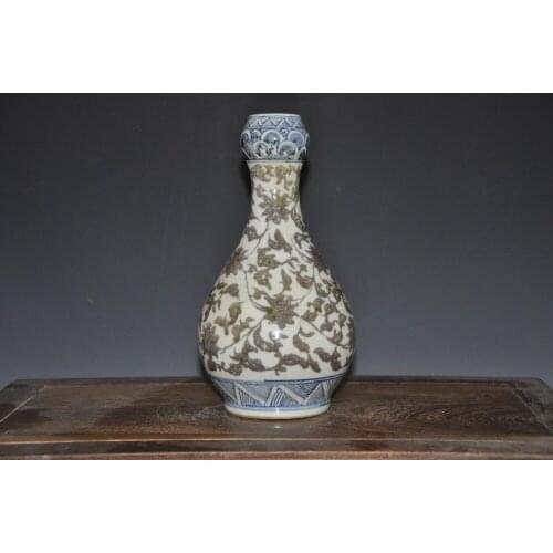 Antique ceramic porcelain vase with double ring mark for collection