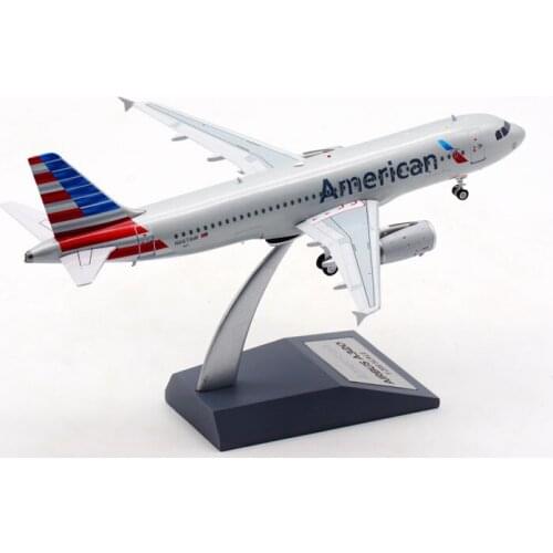 N667AW Diecast Alloy 1:200 Scale A320 American Airplane Aircraft Plane Model with Base Landing Gear Collectible Diecast Toy