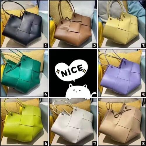 2021 Autumn Winter New Frosted Leather Large Lattice Woven Bag Womens Bag Portable Single Shoulder Vegetable Basket Armpit Bag