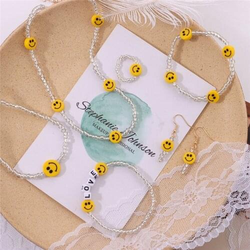 Smiley Face Drop Earrings For Women Vintage Elegant Pearls Beads Earrings Simple Smiley Beaded Party Wedding Friend Gift Jewelry