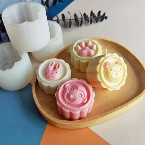 Cartoon Cat Paw Rabbit Silicone Candle Mold Candle Monkey Bear Candle Making Mooncake Maker Gifts Craft Supplie Home Decoration