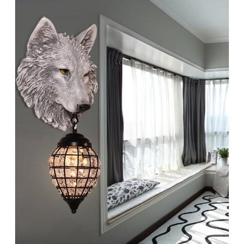 Modern nordic minimalist wall lamp creative art deco resin wolf LED light for living room bedroom bedside Cafe bar restaurant