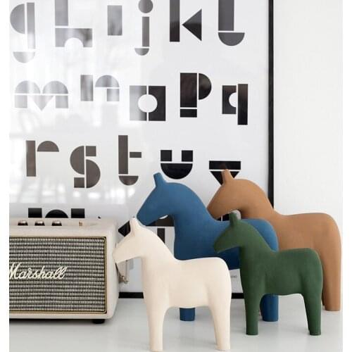 Nordic Wooden Horse Ornaments Morandi Home Decoration Accessories Wood Office Table Miniature Craft Baby Room Nursery Decor Gift