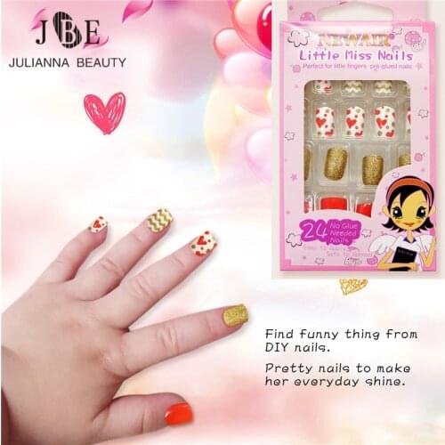 24Pcs/set Cute Fake Nails Full Cover Pre-glue Children False Pre-Glue Nail Tips With Heart Gold Glitter Fashion Manicure Tools