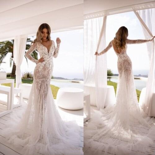 Modest Long Sleeve Mermaid Wedding Dresses Sexy V Neck Lace Appliqued Backless Bridal Gowns Country Garden Beach Wedding Dress