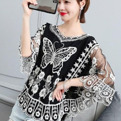 Dingaozlz Nova moda camisa de Renda Manga Morcego Solta Protetor Solar outerwear escavar Mulheres blusa bordado Tops de renda