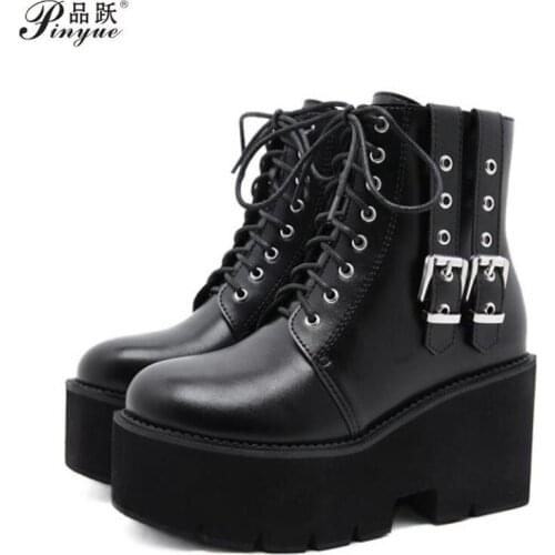 Womans Fall winter new side zipper front lace-up Knight Martin boots chunky soles short boots