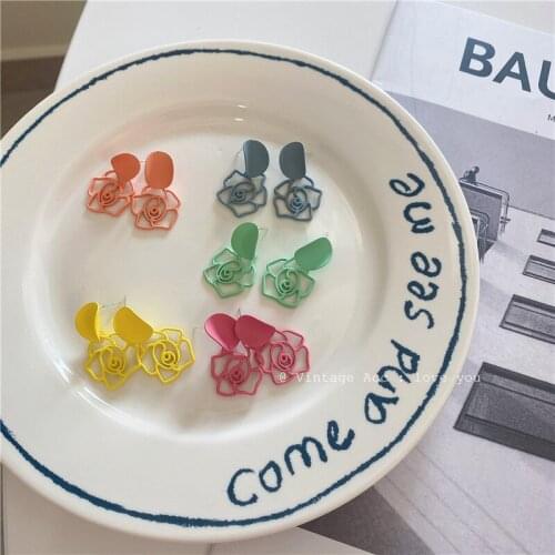 South Korea Retro Geometry Rose Earrings Temperament Girl Color Flower Earrings Hollow Flower INS Wind Earrings Fashion Jewelry