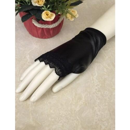 Free Wedding Women's Gloves And Mittens