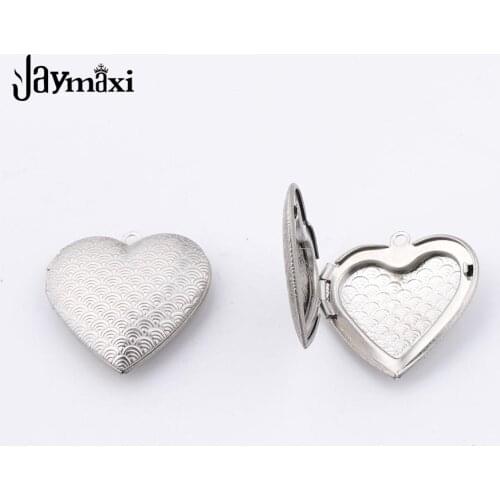 Jaymaxi Stainless Steel Heart Locket Charm Vintage Pattern Fish Scale Frame Charm for Necklace Pendant DIY Jewelry 29x29mm