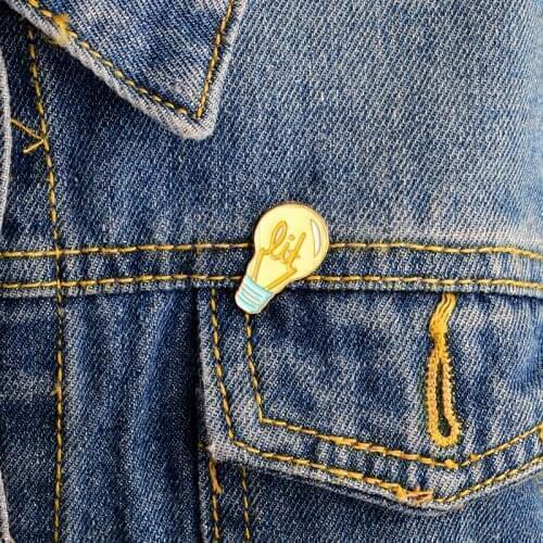 Cartoon light bulb pins Brooches Hard enamel lapel pin Badges Denim jacket tote bag backpack accessories Pins wholesale
