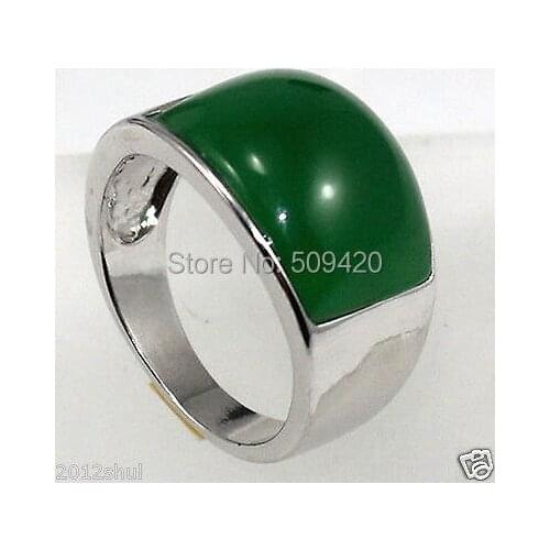 ESTATE FINE real green jade silver ring size 8-9