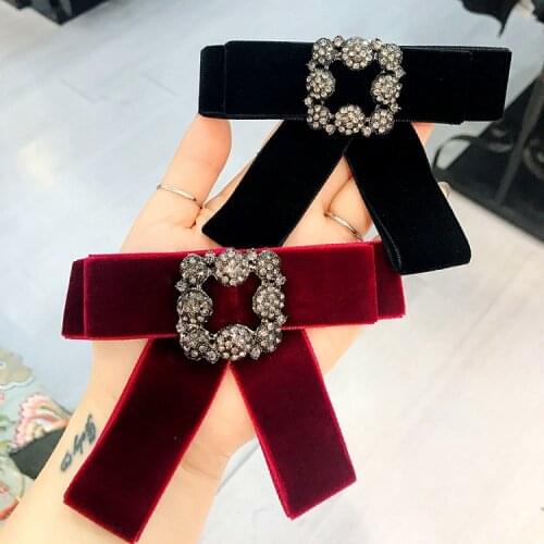 Bow Tie Velvet Square Rhinestone Brooches for Women Girls Soild Color Flower Pin Female Brooch Clothes Accessories Decorative