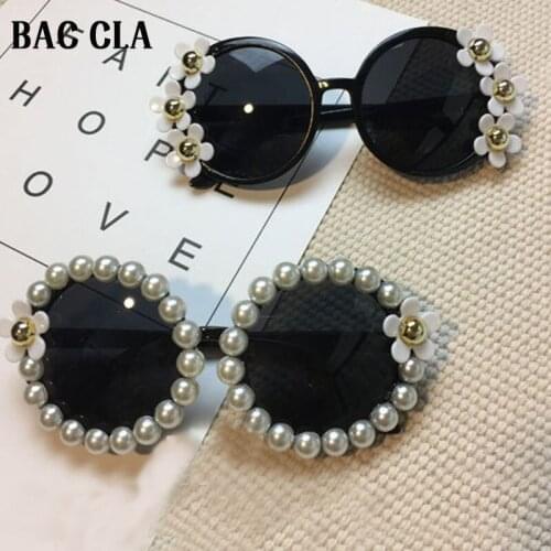 2020 Fashion Oversized Sunglasses Ladies Luxury Brand Retro Flower Round Sunglasses Men Pearl Sunglasses UV400 Oculos Feminino