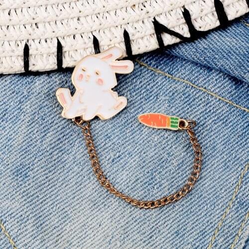 Cute Rabbit Carrot Enamel Pins Metal Chain Animals Badge Bunny Brooches Women Denim Shirts Collar Pin Custom Creative Jewelry