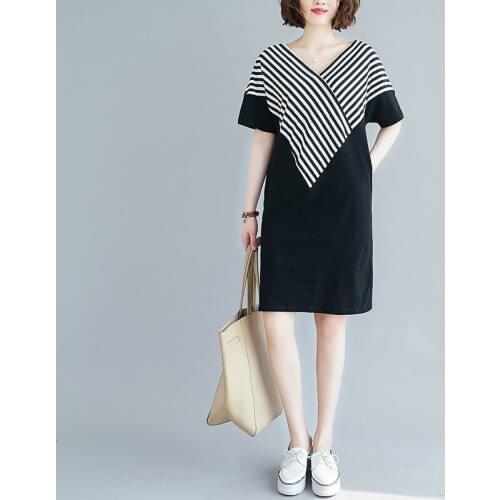 2021 Korean Version Of The Long Short-Sleeved Striped Stitching Skirt Was Thin And Large Loose Casual V-Neck Dress