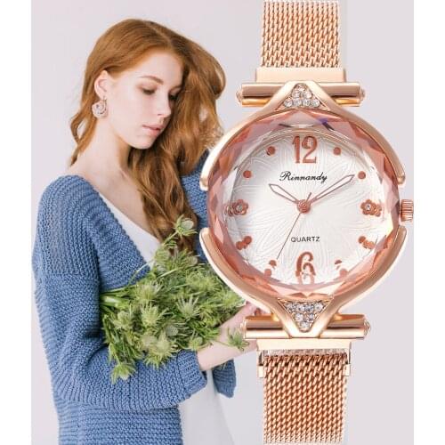 Luxe dames horloge ünlü marka saat Diamond Irregular Crystal Watch Leather Rhinestone Designer Lady Simple Milan High-End