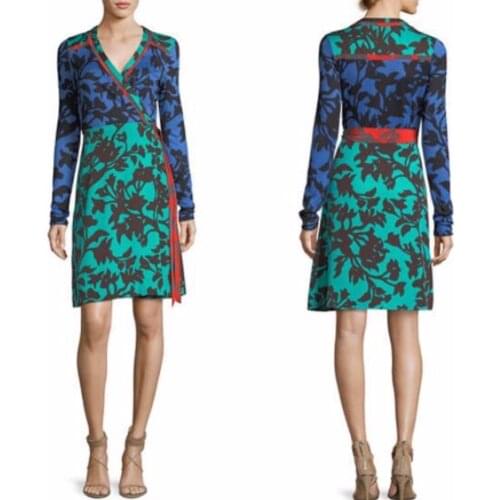 The new womens water ripple print with belt elastic knitted slim dress fashion