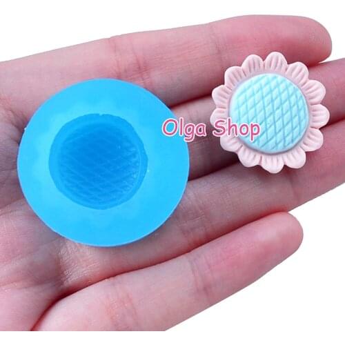 HYL273 18.0mm Flower Silicone Mold Fondant Cake Decoration Candy Resin Clay Earrings Necklace Craft Soap Candle FOOD SAFE