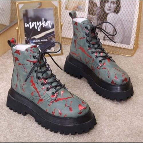 New Thick-soled Womens Martin Boots Graffiti Short-tube Autumn and Winter Plus Velvet Womens Boots Lace-up Sponge Cake