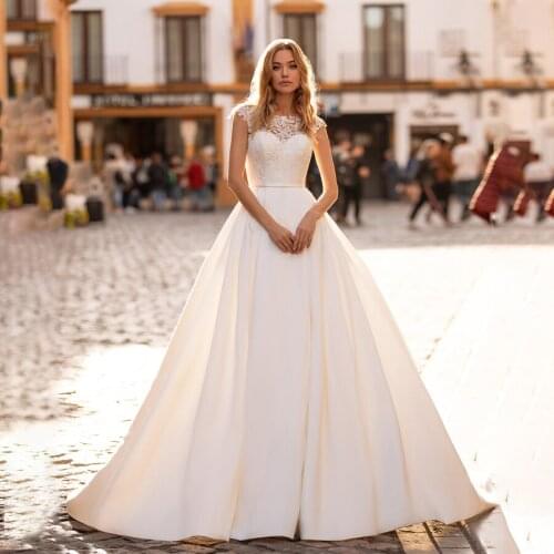 High Neck Lace and Satin Ball Gowns Wedding Dress Illusion Back Sleeveless Bridal Dress vestido de noiva barato
