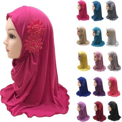2-7 Years Old Girls Muslim Hijabs Caps With Beautiful Two Flowers Islamic Arab One-Piece Instant Hijabs For Kids