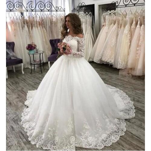 Long Sleeves Ball Gown Lace Wedding Dresses 2021 Appliques Court Train Tulle Bridal Gowns Vestido De Novia