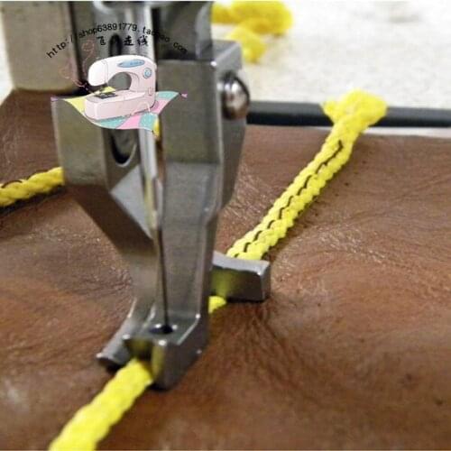 Industrial sewing machine synchronous vehicle presser foot flange presser foot thick material, straight seam presser